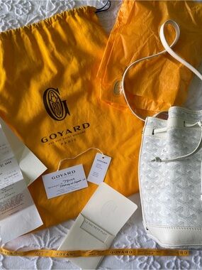 Goyard White/Off-White Saintonge Drawstring Crossbody Bag